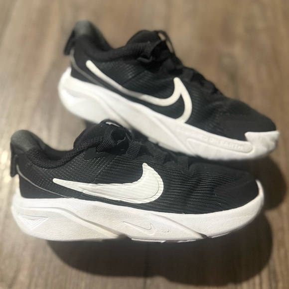 Nike Other - Nike Star Runner 4 Kids Sneakers Black White US 10C Lightweight Running